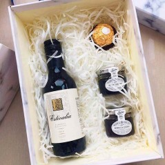 White Kraft Paper Shreds | Gourmet Gifts Online