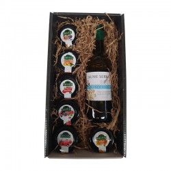 Case with white wine jaume serra, selection of jams and honey