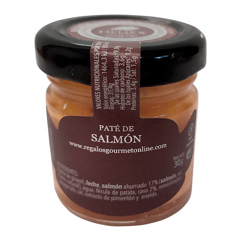 Miniature de pâté de saumon pour détails