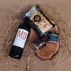 Económica cesta con vino y pates | Regalos Gourmet Online