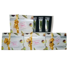 Détails cosmétiques naturels pack de cadeau de mariage ou evénement