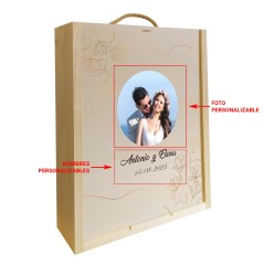 Caja de madera personalizada con imagen y texto. 3 botellas. Regalos Gourmet Online