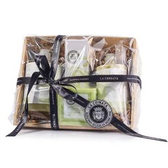 La Chinata No. 1 cosmetic basket with perfumes