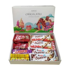 Cojín personalizado forma corazón y caja de chocolatinas para San Valentín