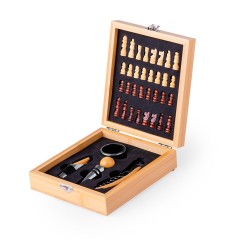 Buy Wine Set with Chess Set | Regalos Gourmet Online