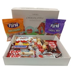 Caja de chocolates y gominolas para regalar