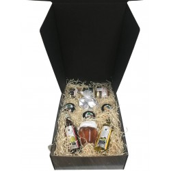 Small case with honey, oil, vinegar, jams, chocolates, cream cheese and pates for company gifts