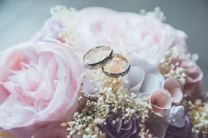 Detalles de boda, un regalo para mujeres y otro para hombres